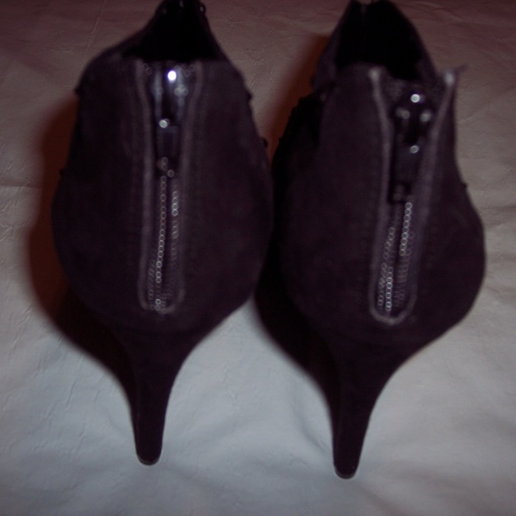 Guess Black Studded Suede Leather Ankle Boots 11M - Picture 5 of 7